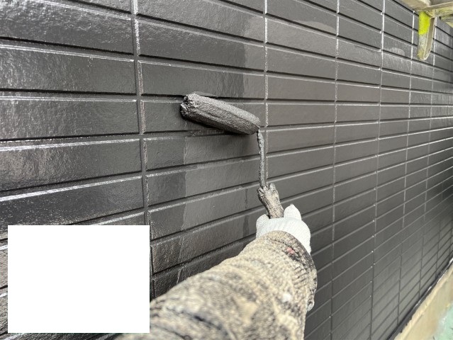 【外壁】1階 二色仕上げ|ベース色(2回目)