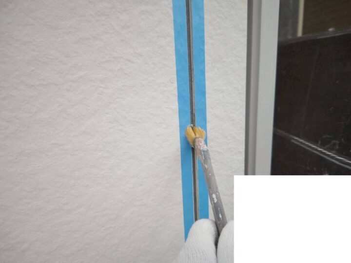 【コーキング】プライマー塗布