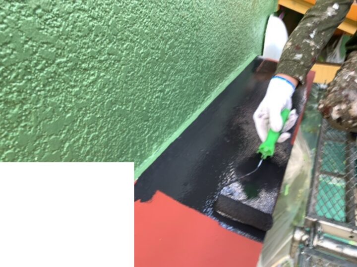 【霧除け】中塗り施工中