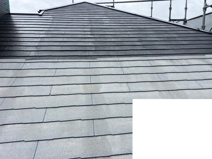 【屋根】中塗り施工中